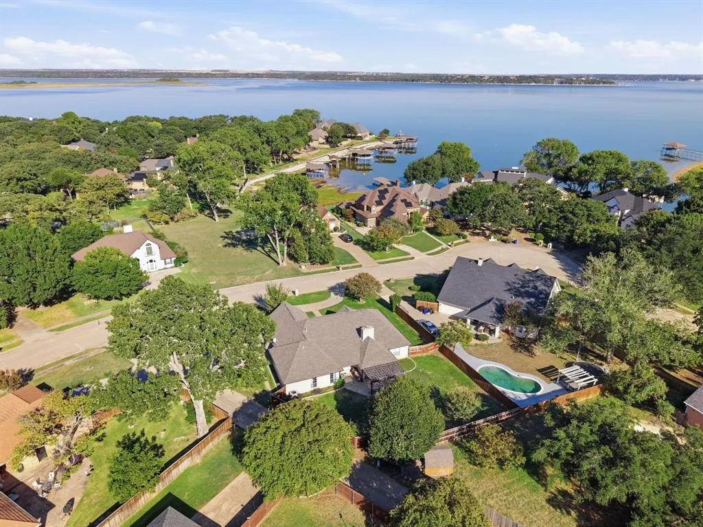 359 Leeward Circle
