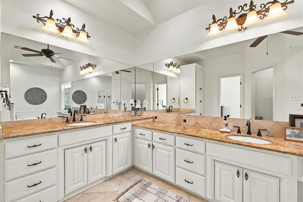 359 Leeward Circle