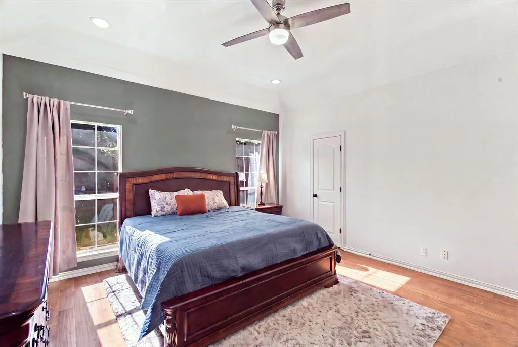359 Leeward Circle