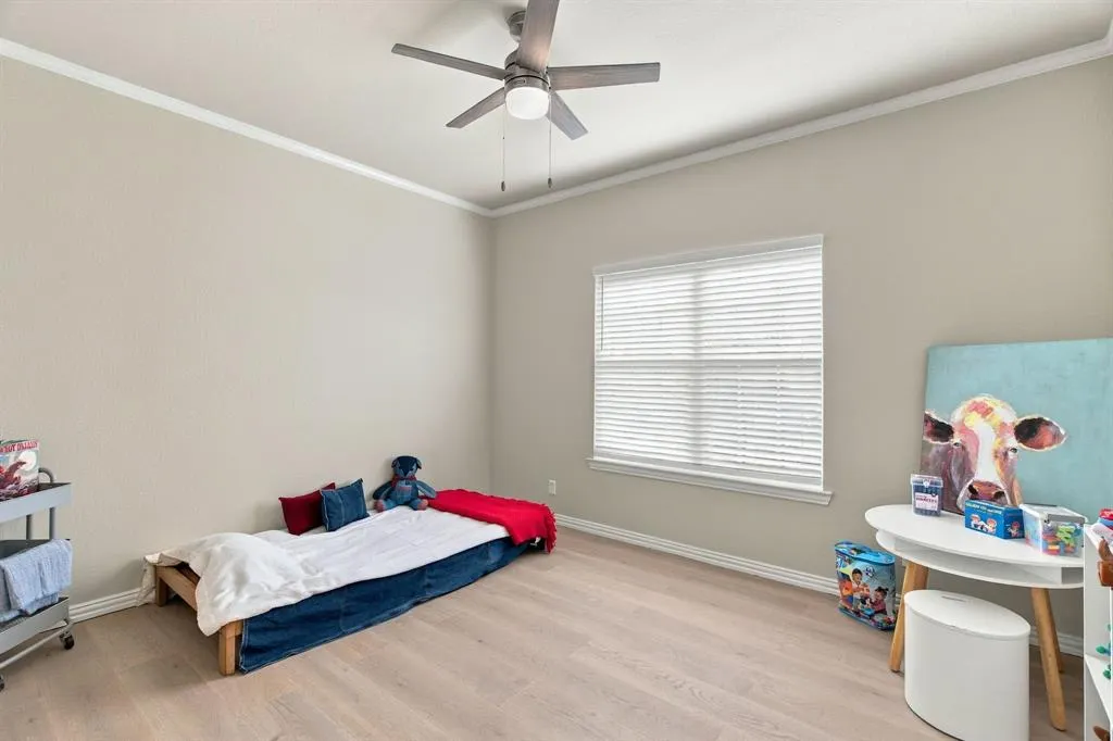 359 Leeward Circle