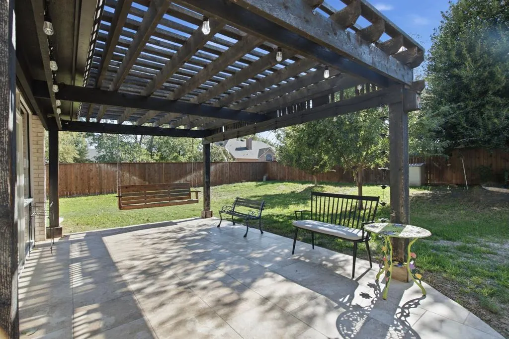 359 Leeward Circle