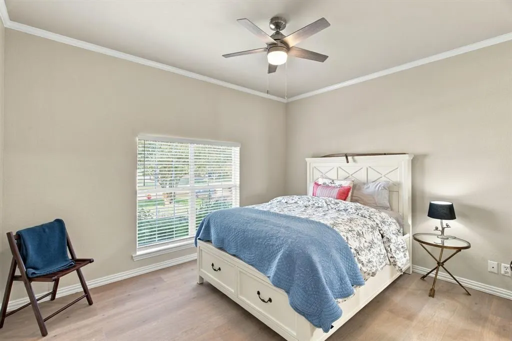 359 Leeward Circle