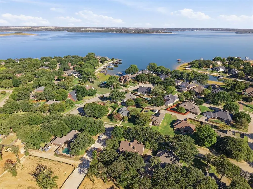 359 Leeward Circle