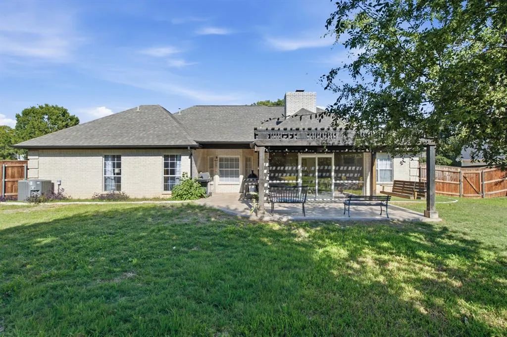 359 Leeward Circle