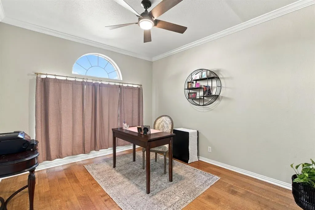 359 Leeward Circle