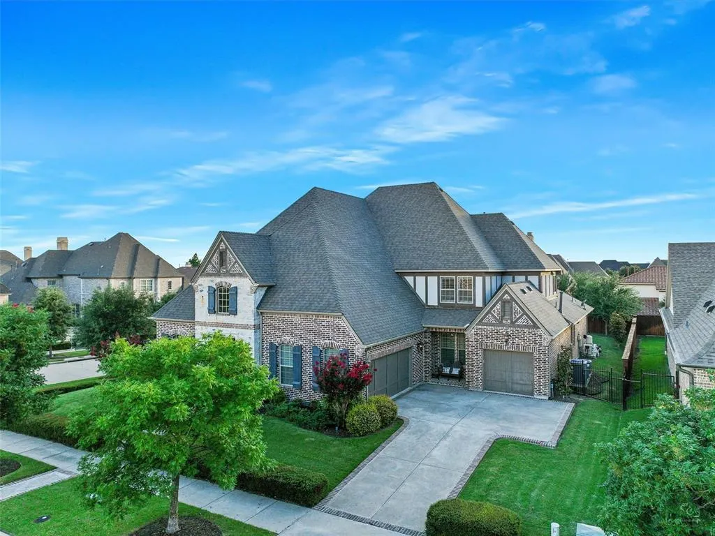 12921 Railhead Court