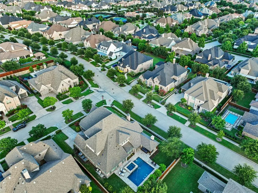 12921 Railhead Court