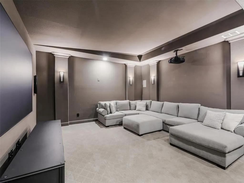 12921 Railhead Court
