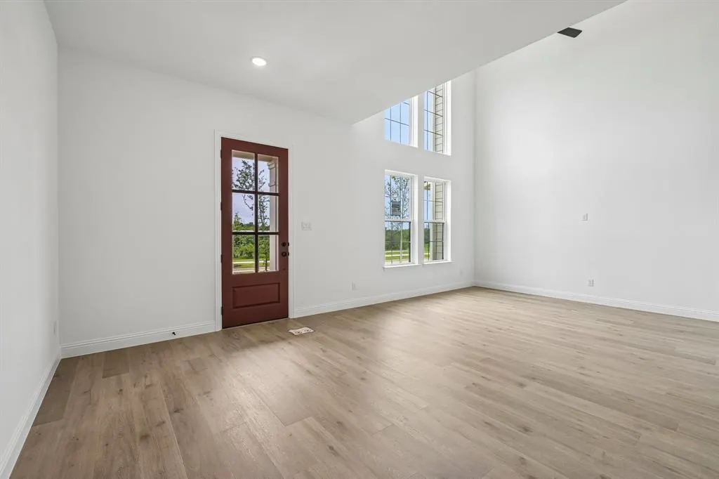1374 Marsh Lane