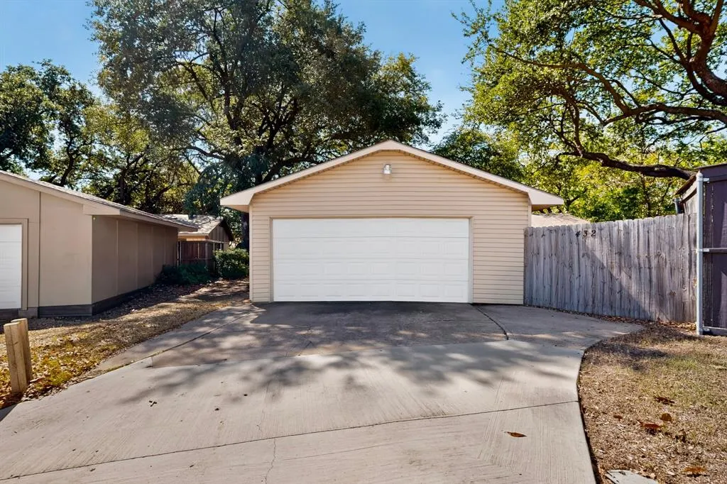 432 Sandy Trail