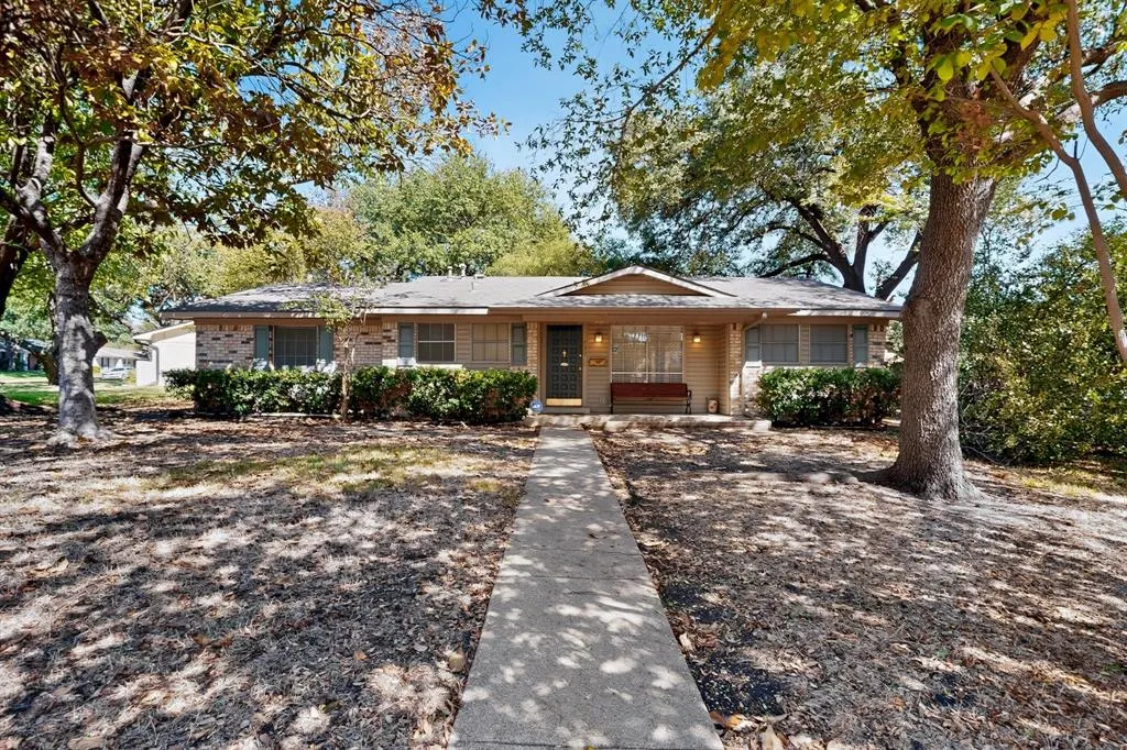 432 Sandy Trail