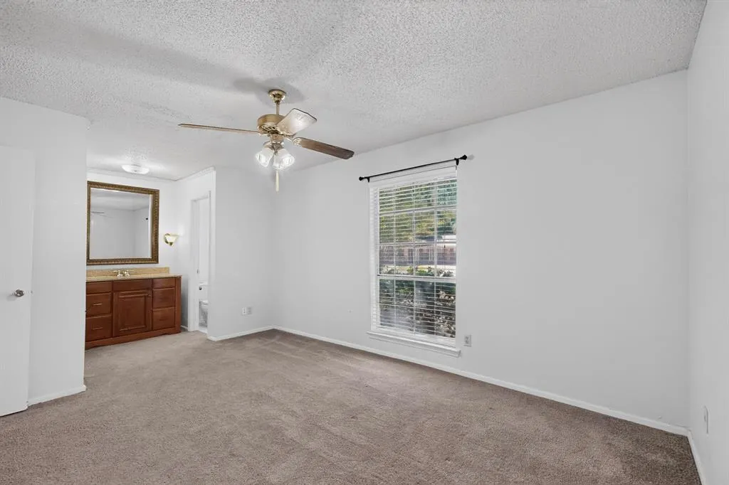 432 Sandy Trail