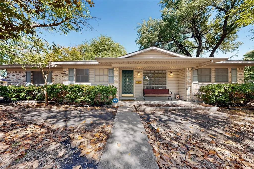 432 Sandy Trail