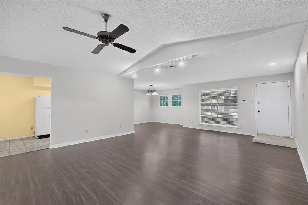 432 Sandy Trail
