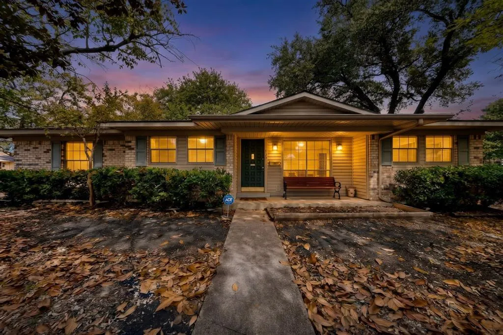432 Sandy Trail