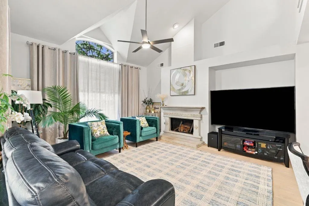7420 Casper Drive