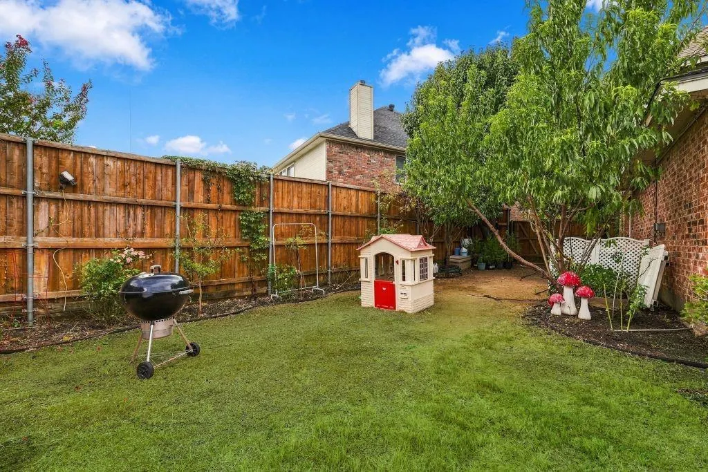 7420 Casper Drive
