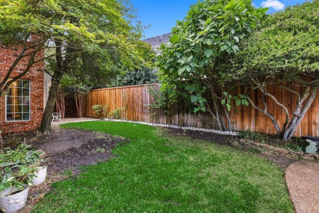 7420 Casper Drive