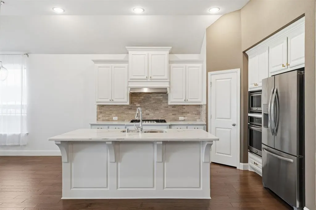 5117 Ember Place