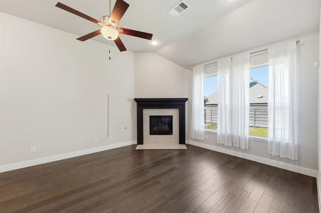 5117 Ember Place