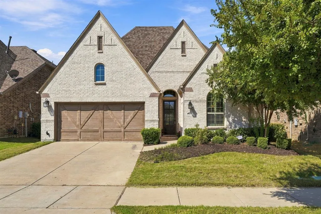 5117 Ember Place