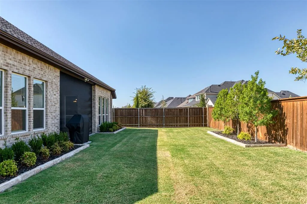 2625 Somerset Lane