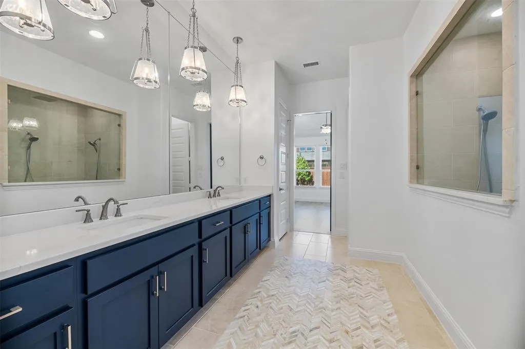 2625 Somerset Lane