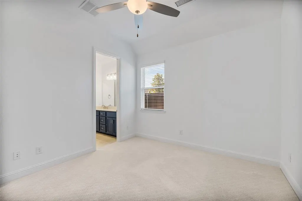 2625 Somerset Lane