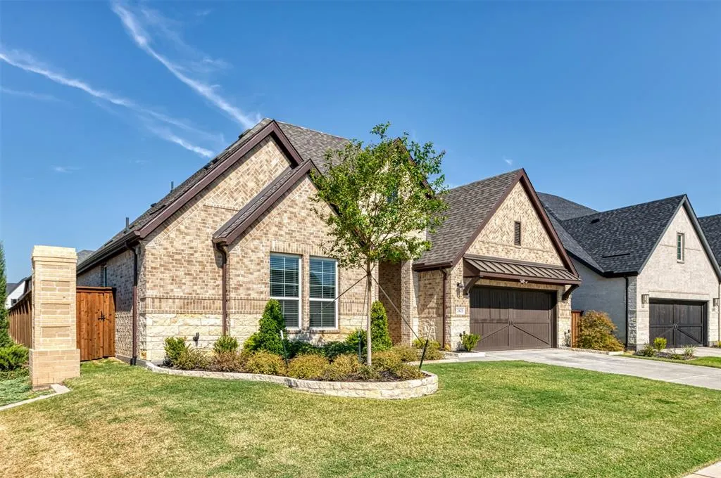 2625 Somerset Lane