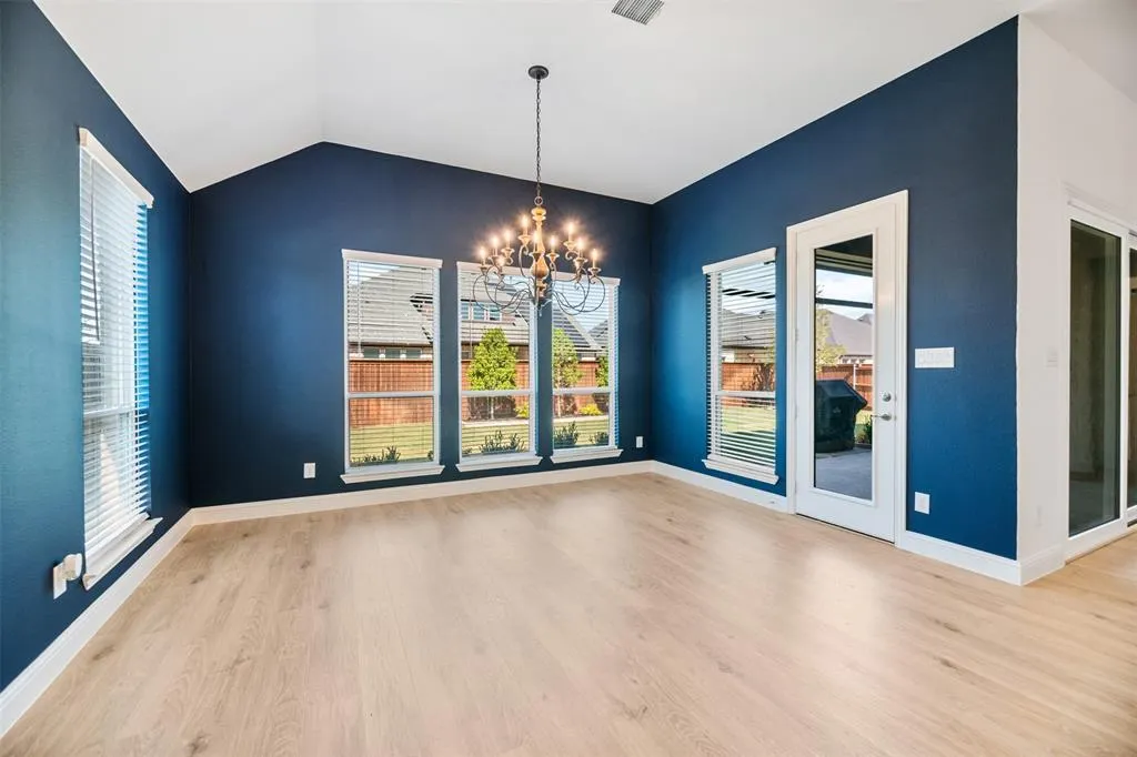 2625 Somerset Lane