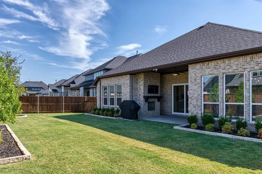 2625 Somerset Lane