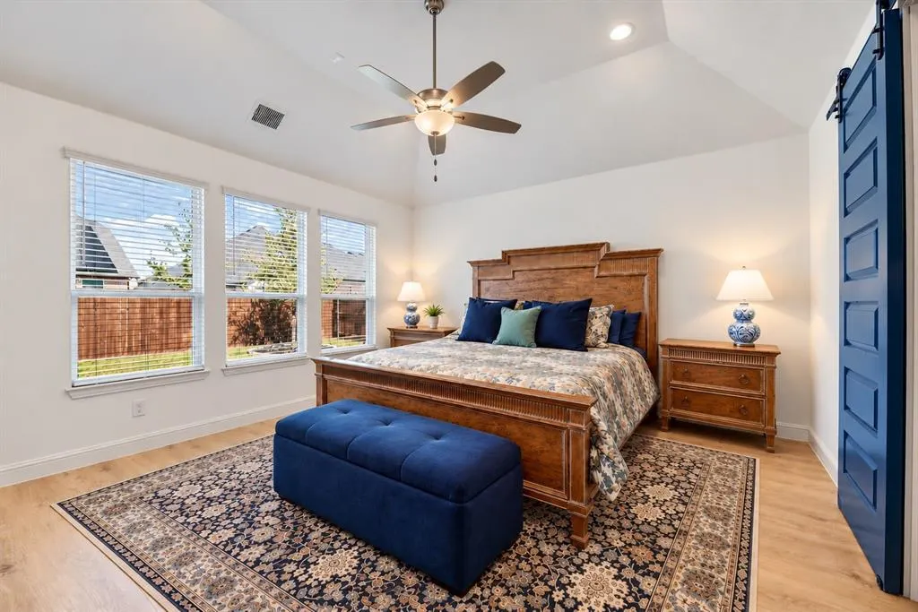 2625 Somerset Lane