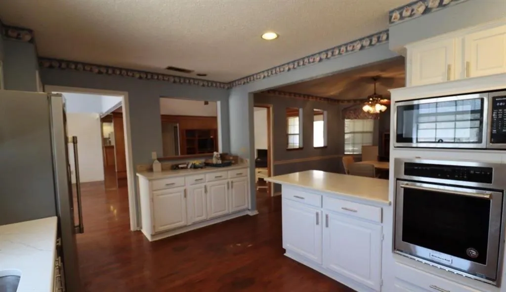 3709 Racquet Court