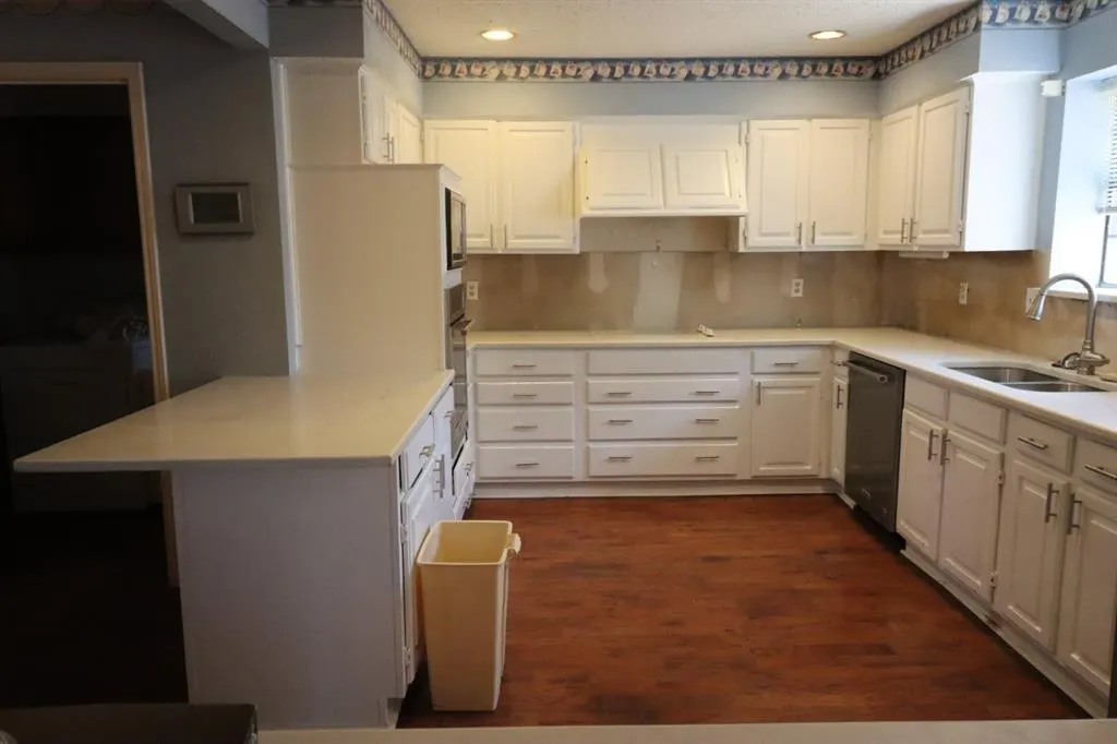 3709 Racquet Court