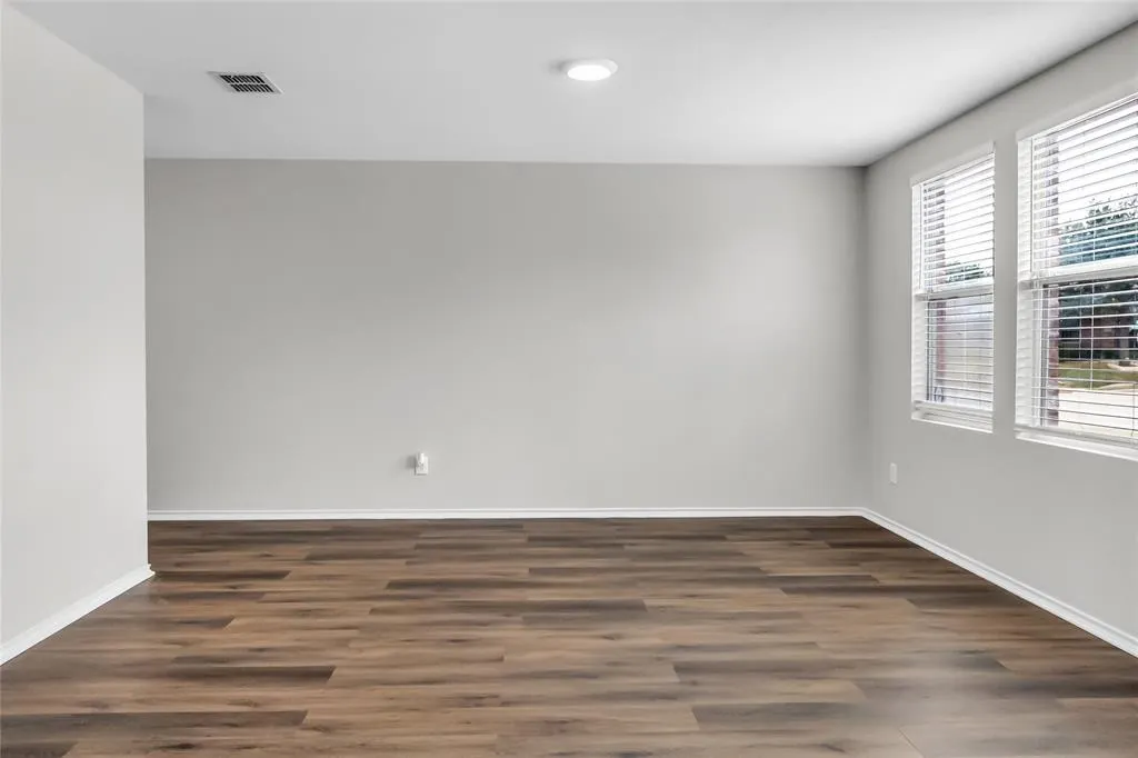 9641 Euclid Drive