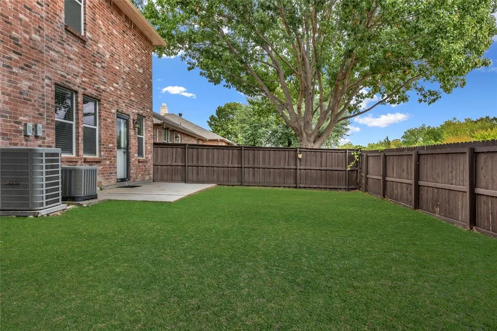 9641 Euclid Drive