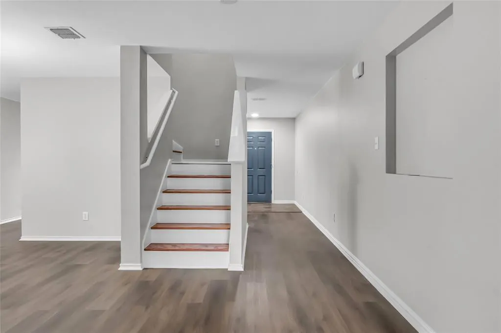9641 Euclid Drive