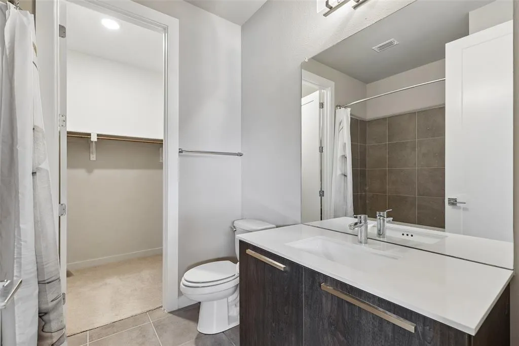 4151 Woodbine Lane
