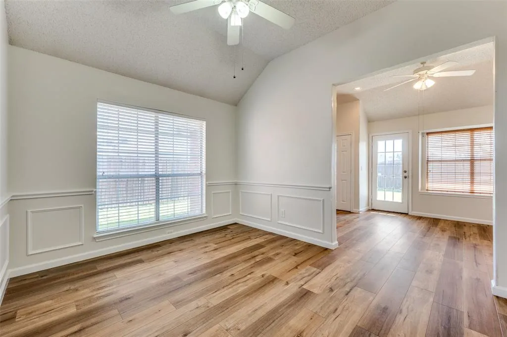 10121 Cambridge Drive