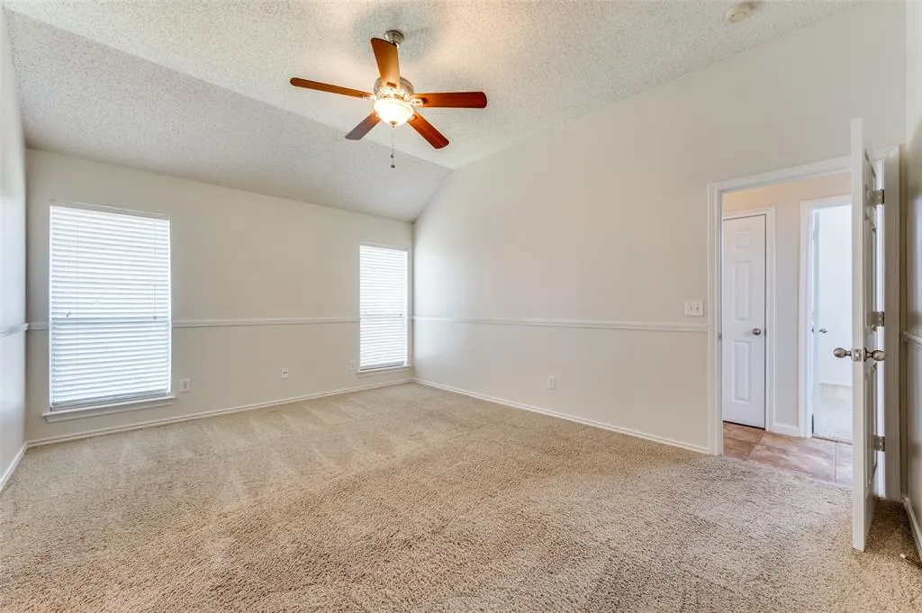 10121 Cambridge Drive