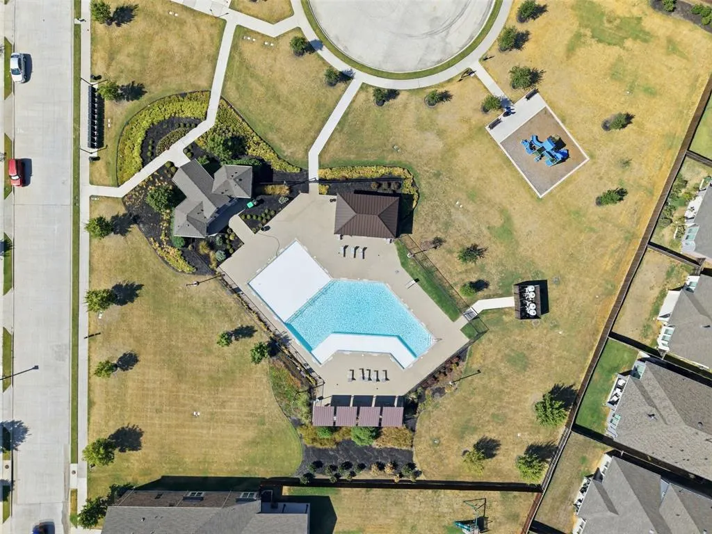 1112 Lake Cypress Lane
