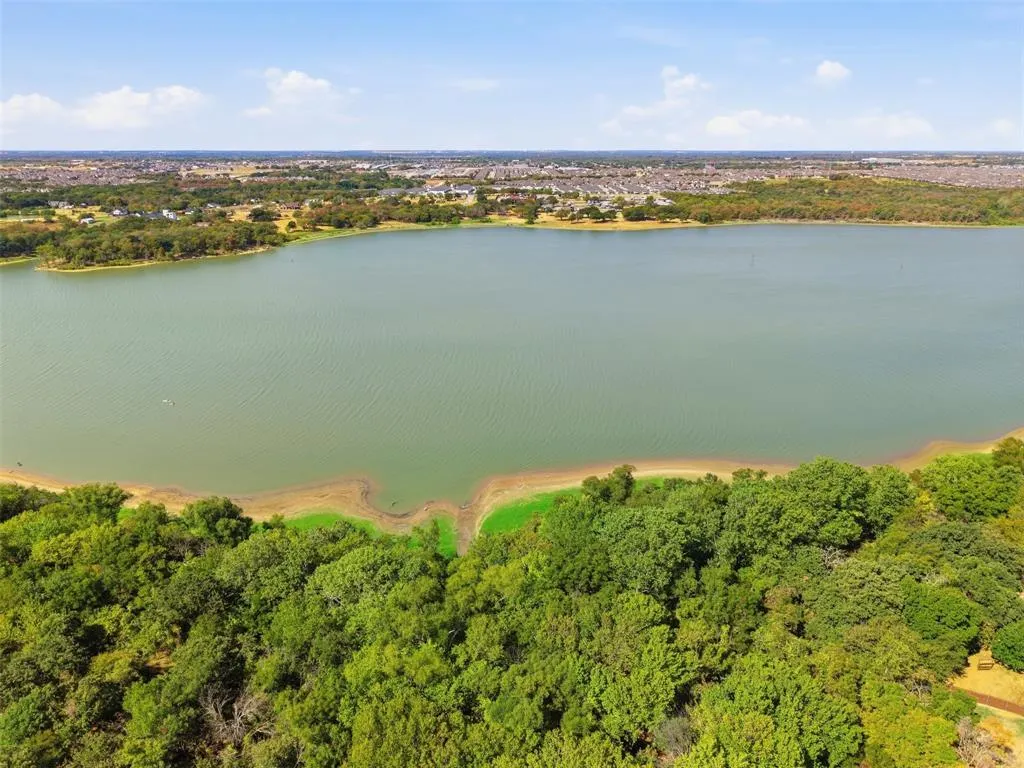 1112 Lake Cypress Lane