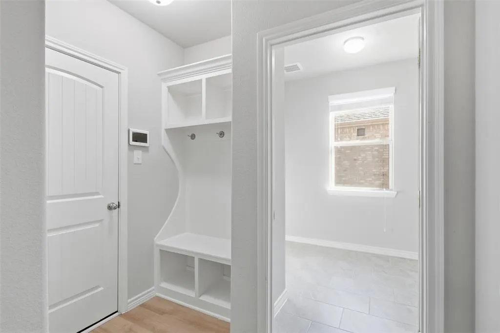 1112 Lake Cypress Lane