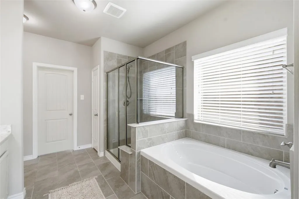 1112 Lake Cypress Lane