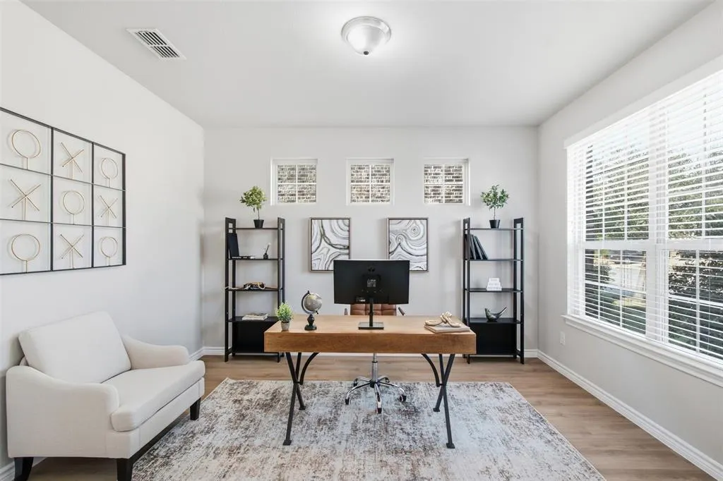 1112 Lake Cypress Lane