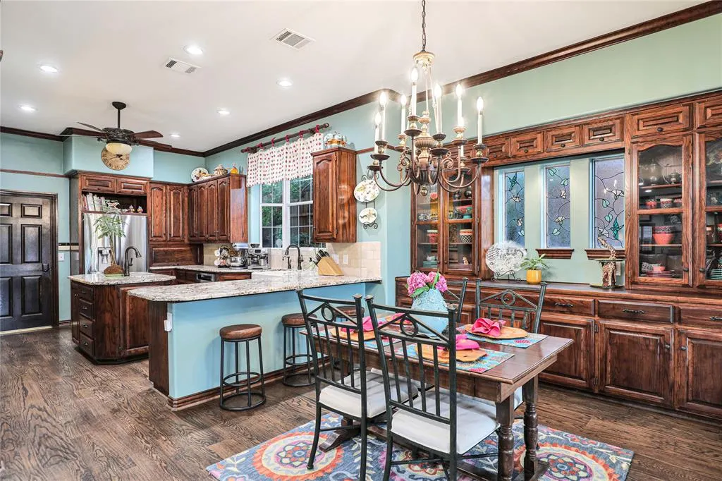 1204 Hills Creek Drive