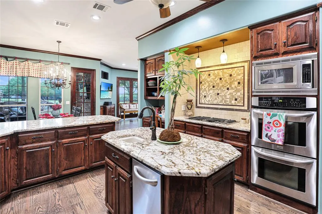 1204 Hills Creek Drive