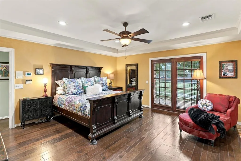 1204 Hills Creek Drive