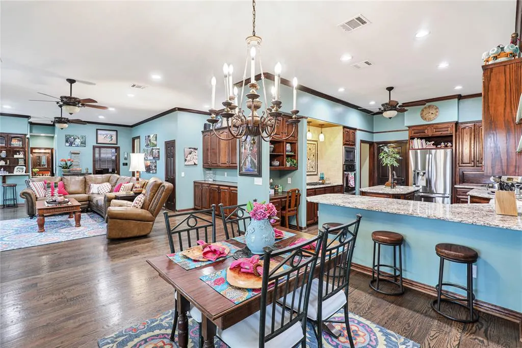 1204 Hills Creek Drive