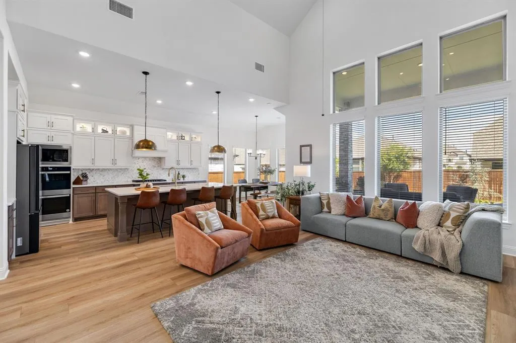 4104 Pond Cypress Street